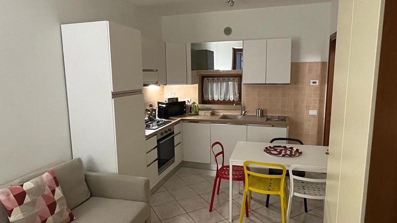 Green Apartment And Pools Дезенцано-дель-Гарда Екстер'єр фото